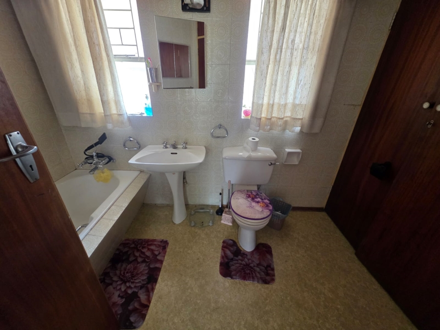 To Let 4 Bedroom Property for Rent in Sasolburg Ext 23 Free State